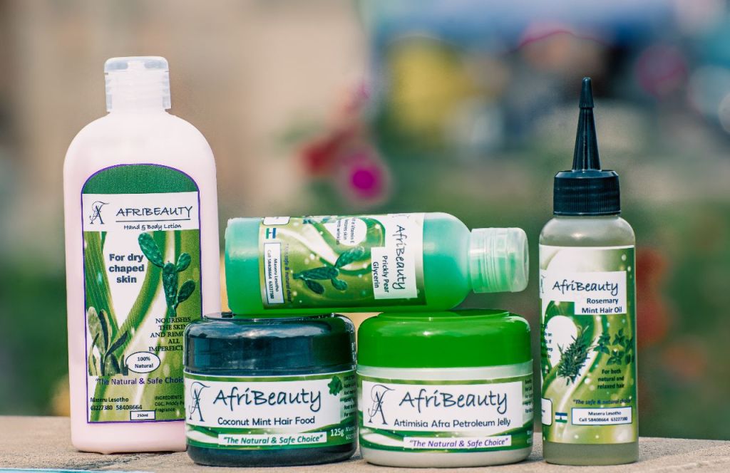 Afribeaty - Lips and Bounce cosmetics